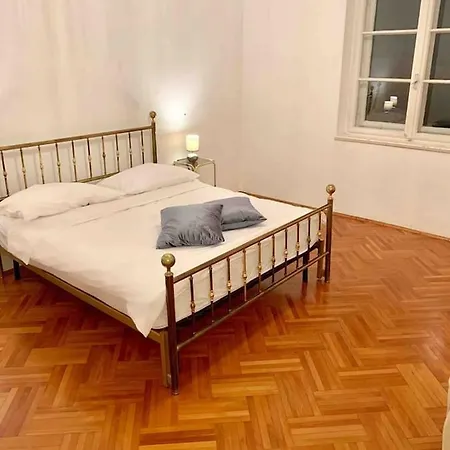 Apartamento Center *